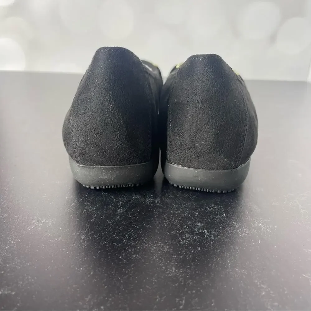 CLIFFS BY WHITE MOUNTAIN Women's Charmed Ballet Flats Black Suedette sz 9W Wide
